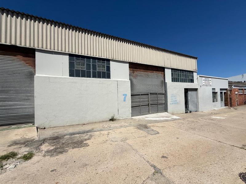 To Let commercial Property for Rent in North End Eastern Cape